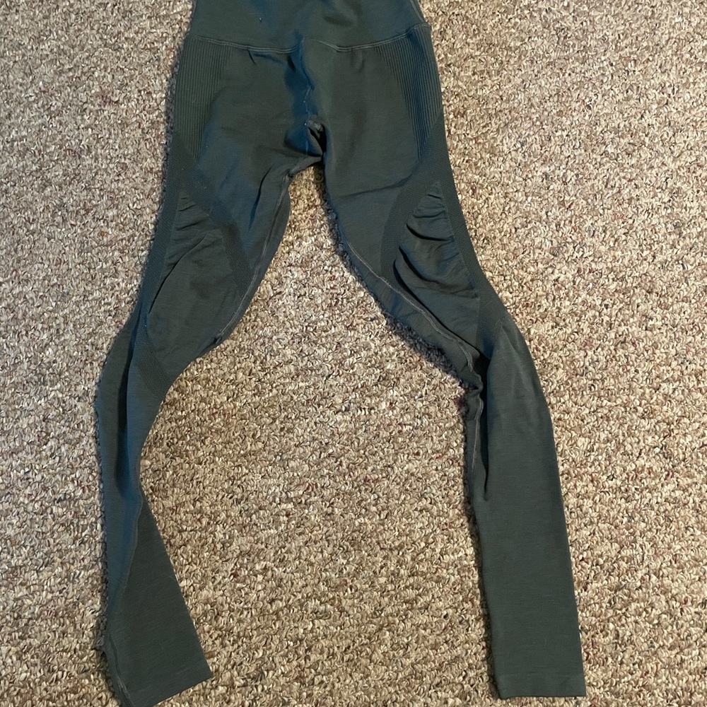 Alphalete Halo Leggings Urban Chic